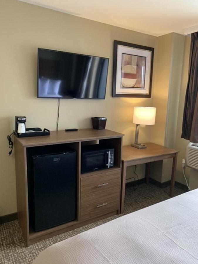 Astoria Delancy Inn & Suites New York Ngoại thất bức ảnh